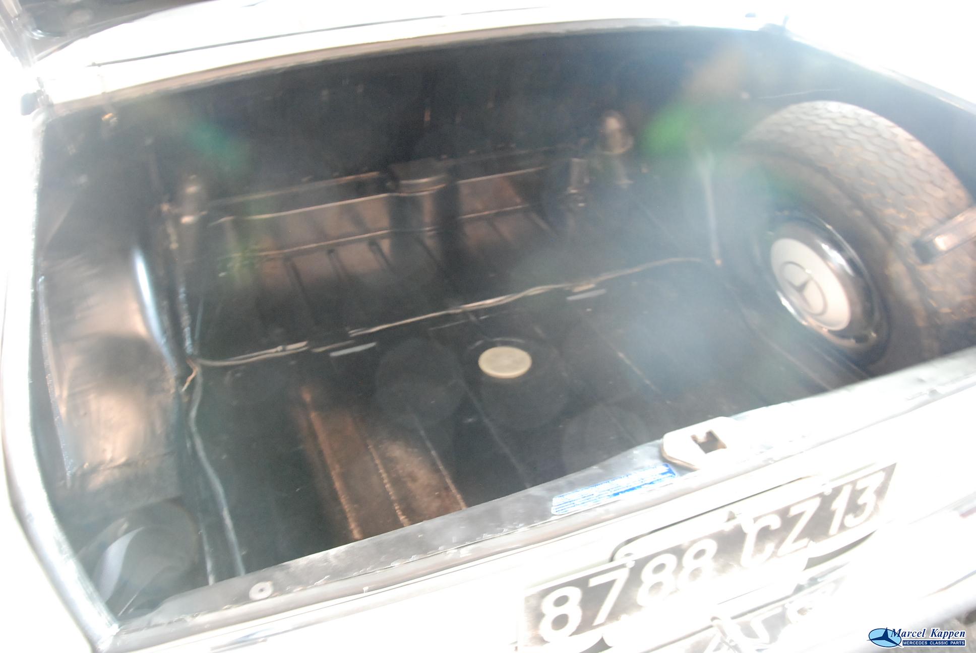 Mercedes 230 1966 60.535km - Afbeelding 21