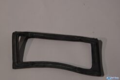 Alternative view of Achterlamprubber links 2e serie v.nr. 1148260158