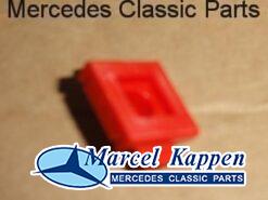 Sierlijstklem rood W112 W112 Coupé/Cabrio v.nr. 0019887978