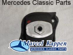 Motorsteun rubber links of rechts V8 3.5/4.5 ltr W108 W111 Coupé/Cabrio v.nr. 1162230112
