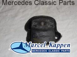 Motorsteun rubber 4 cilinder v.nr. 1152410713