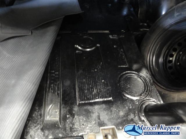 Mercedes 280 1972 65.940km - Afbeelding 68