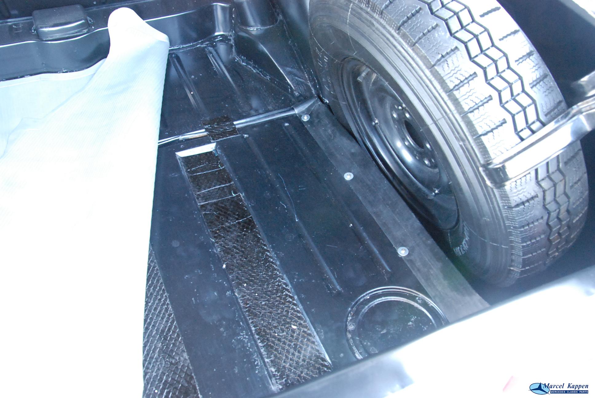 Mercedes 220SEb W111014 1964 55.128km - Afbeelding 28