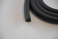Alternative view of Bumper rubber lengte 2,2 meter v.nr. 1158850021