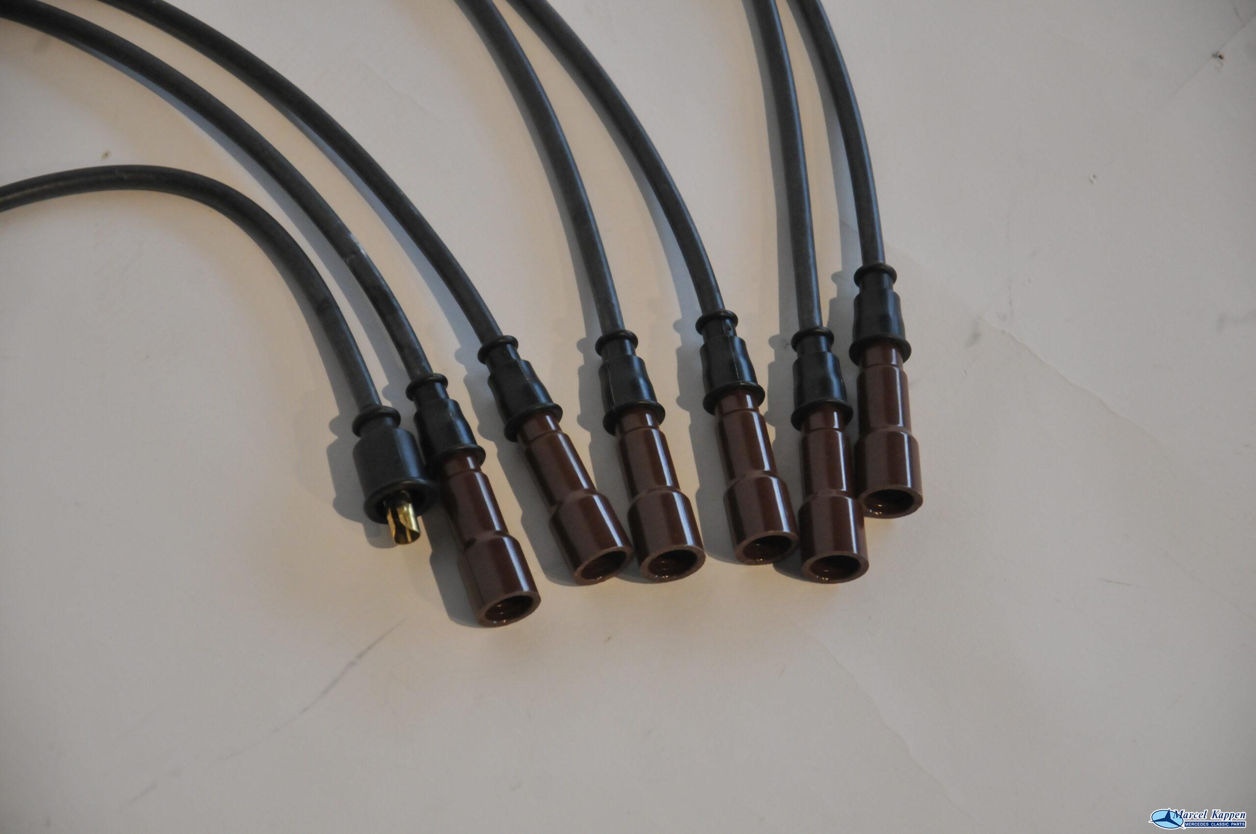 Bougiekabelset 1 kilo-ohm 6 cilinder bakeliet dop - Afbeelding 2