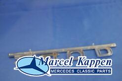 Alternative view of Typeschild 240d v.nr. 1158170715